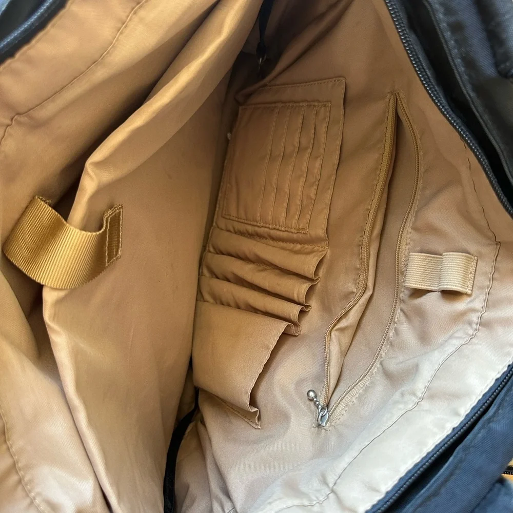 Baggallini black Alfa laptop bag